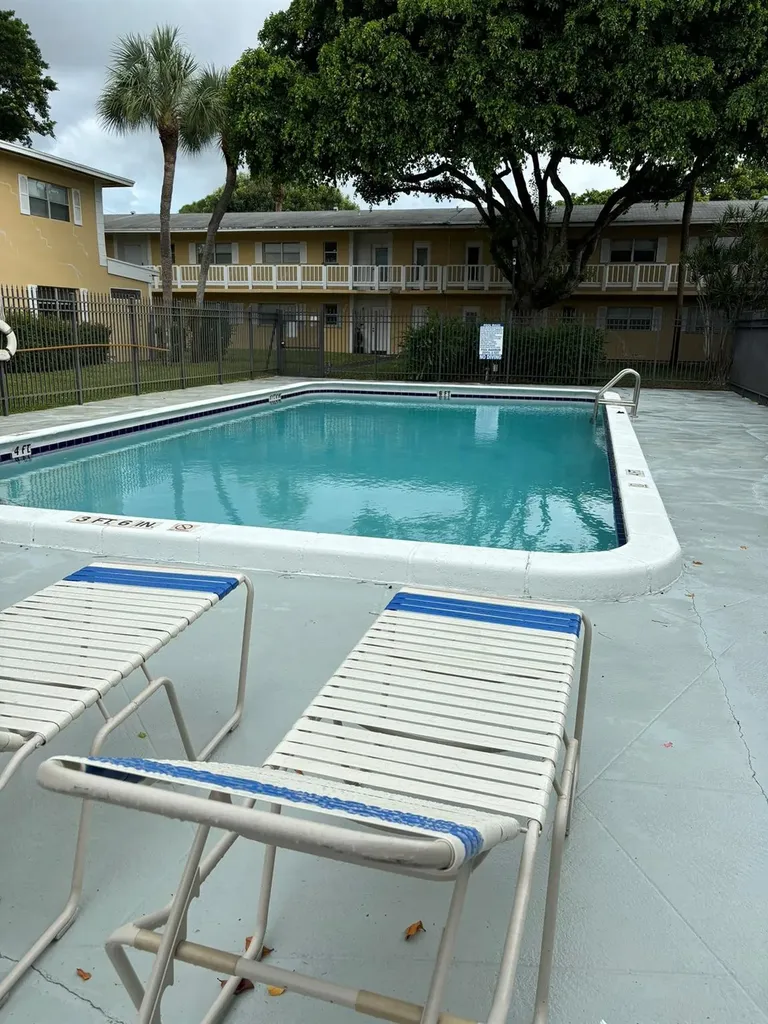 440 SE 2nd Avenue Deerfield Beach FL 33441