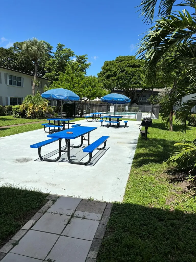 440 SE 2nd Avenue Deerfield Beach FL 33441