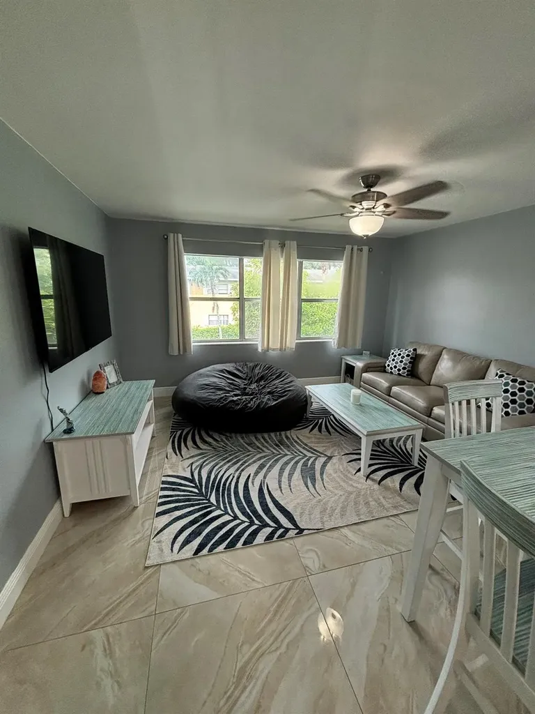 440 SE 2nd Avenue Deerfield Beach FL 33441