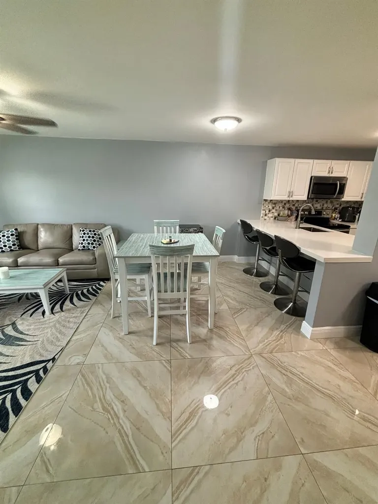 440 SE 2nd Avenue Deerfield Beach FL 33441