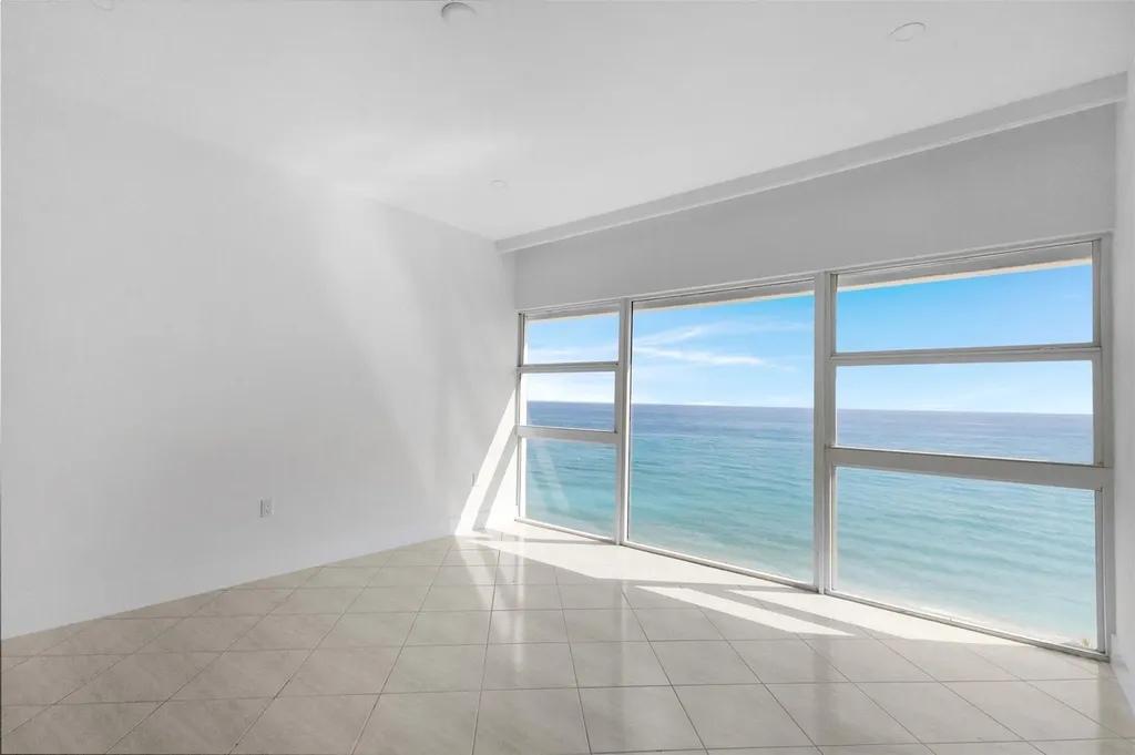 500 SE 21st Avenue Deerfield Beach FL 33441