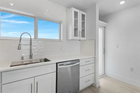 500 SE 21st Avenue Deerfield Beach FL 33441