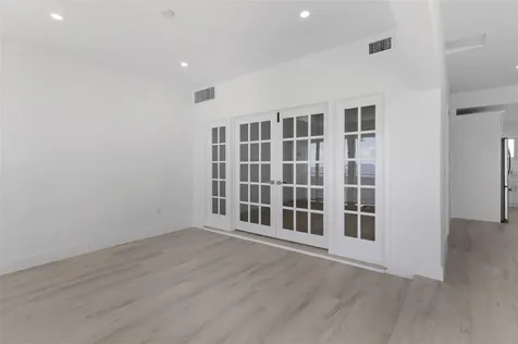 500 SE 21st Avenue Deerfield Beach FL 33441