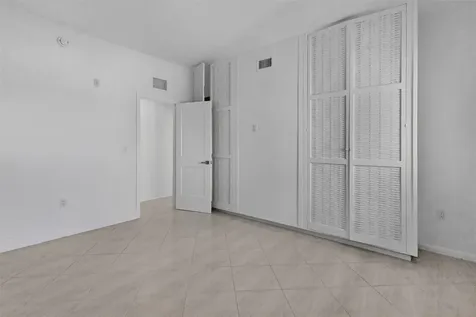 500 SE 21st Avenue Deerfield Beach FL 33441