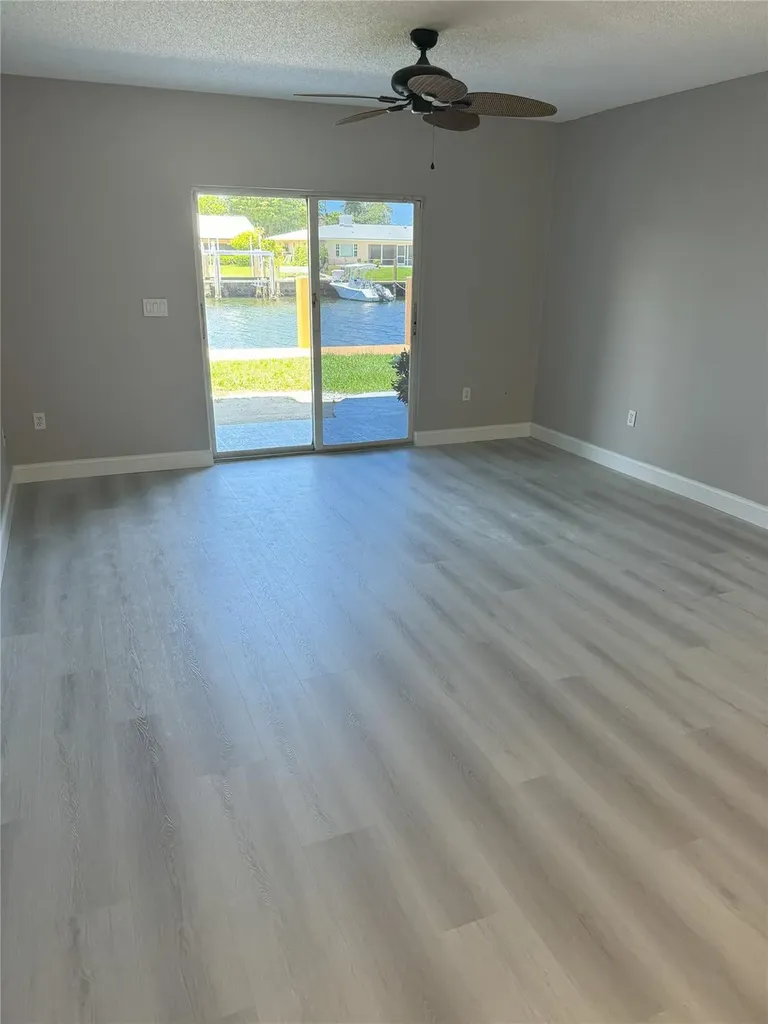 2731 NE 28th Court Lighthouse Point FL 33064