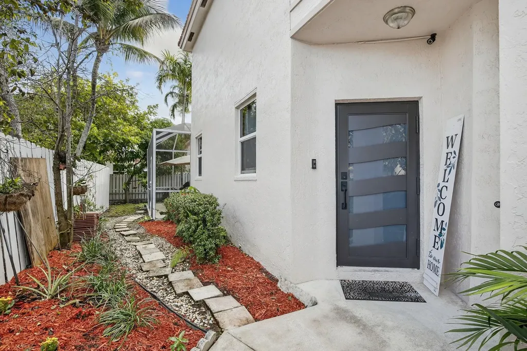 226 NW 75th Way Plantation FL 33317
