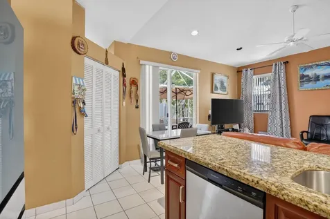 226 NW 75th Way Plantation FL 33317