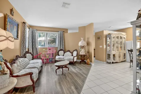 226 NW 75th Way Plantation FL 33317