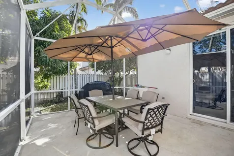 226 NW 75th Way Plantation FL 33317