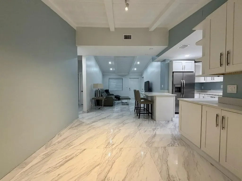 1130 NW 7th Avenue Fort Lauderdale FL 33311