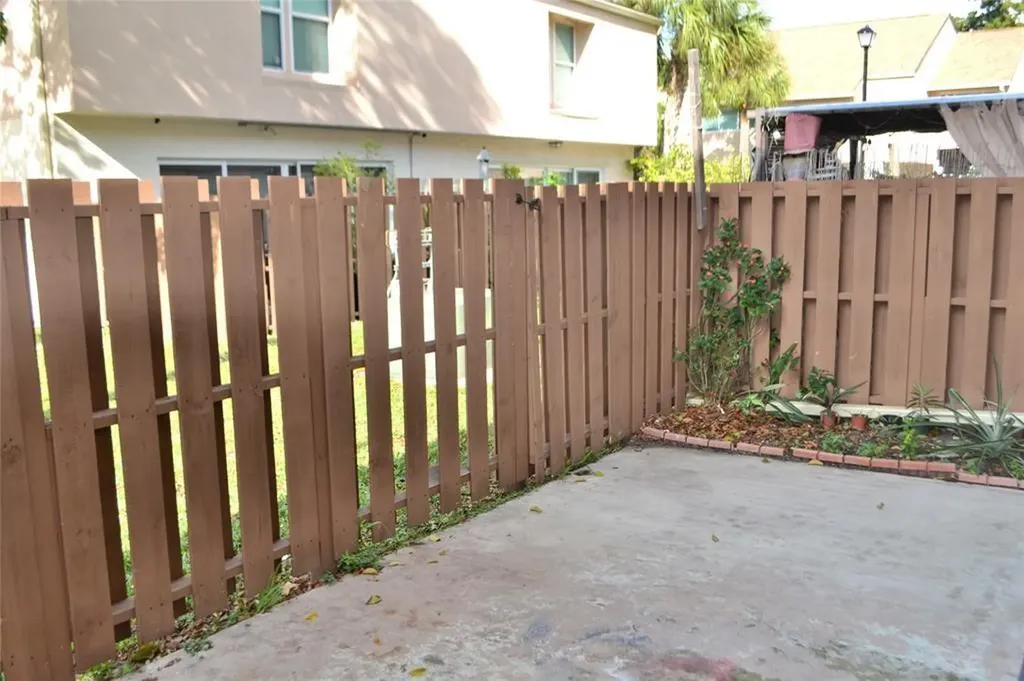 8237 NW 8th Court Plantation FL 33324