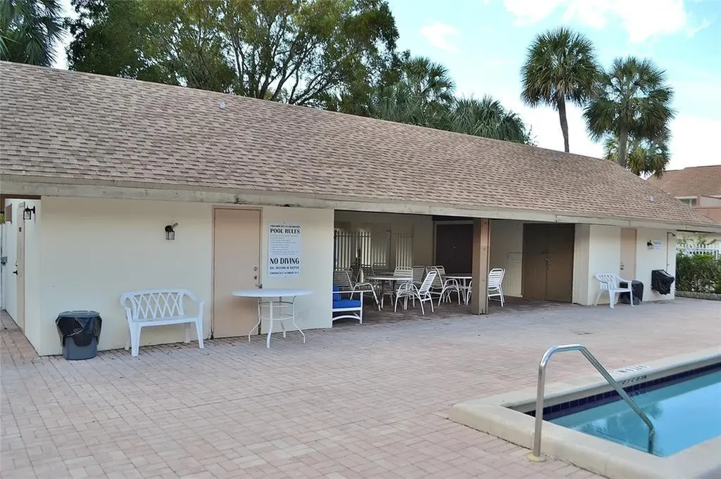 8237 NW 8th Court Plantation FL 33324