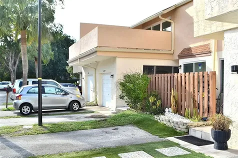8237 NW 8th Court Plantation FL 33324