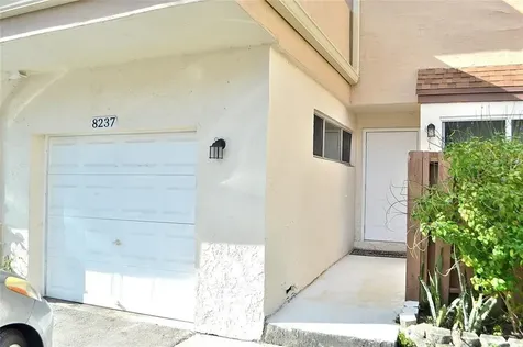 8237 NW 8th Court Plantation FL 33324