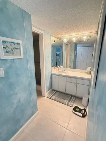 4636 El Mar Drive Lauderdale By The Sea FL 33308