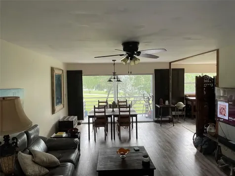 8838 W Mcnab Road Tamarac FL 33321