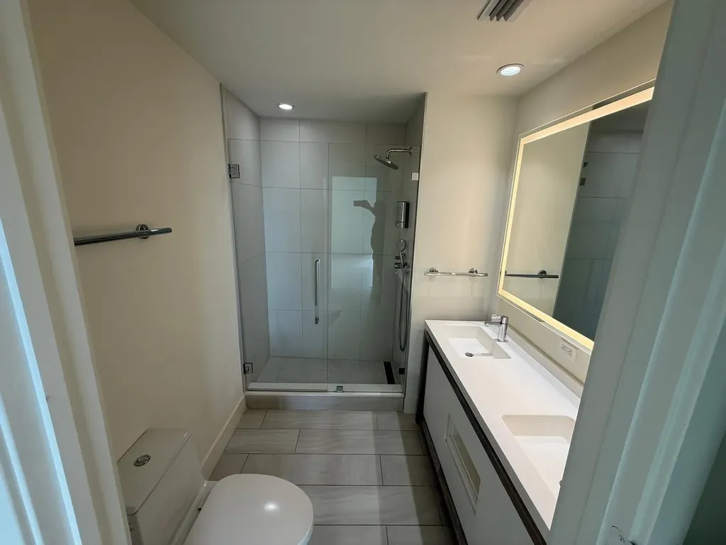 2000 Metropica Way Sunrise FL 33323