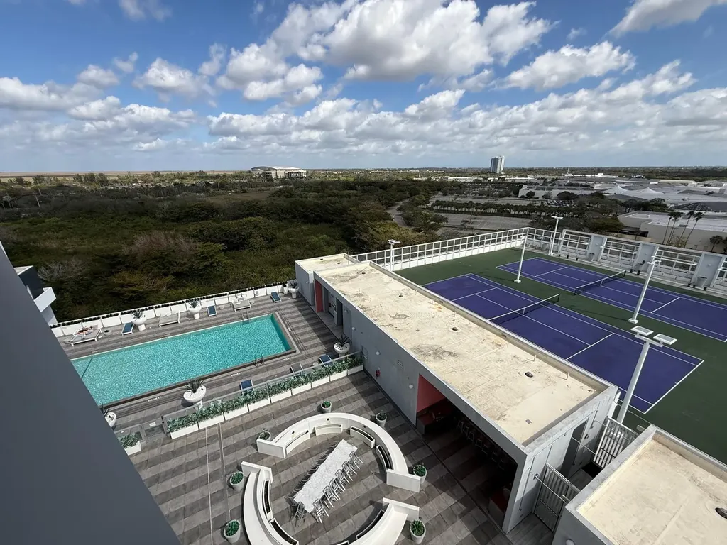 2000 Metropica Way Sunrise FL 33323