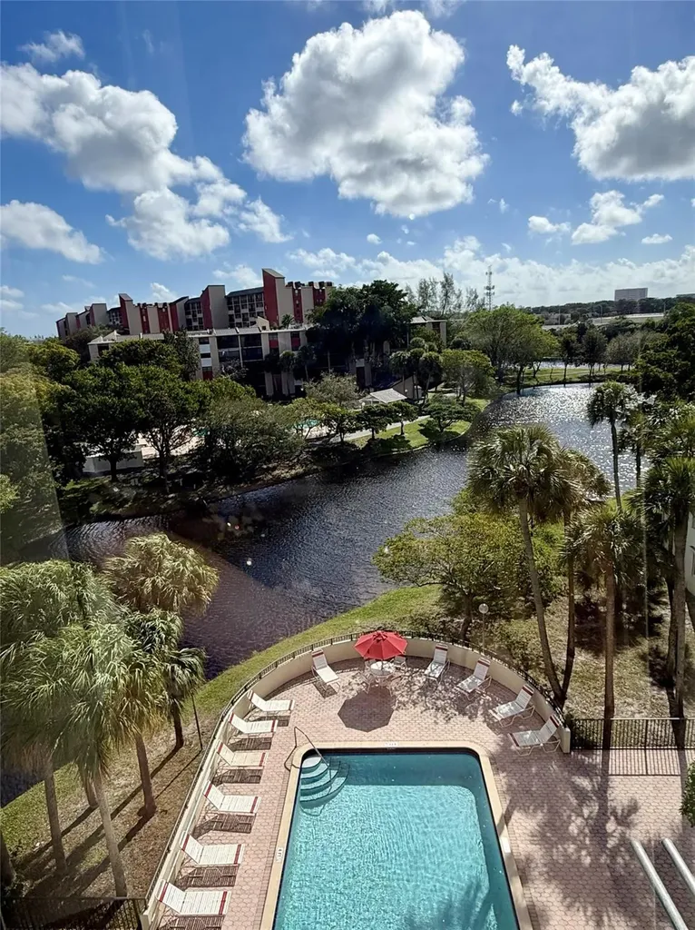 2304 S Cypress Bend Drive Pompano Beach FL 33069