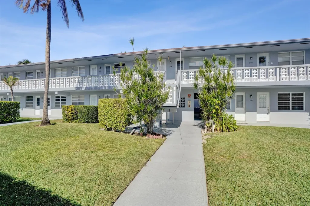 701 Pine Drive Pompano Beach FL 33060