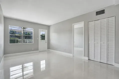 701 Pine Drive Pompano Beach FL 33060