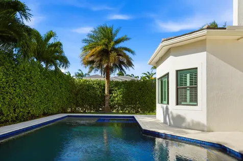 6990 NW 27th Avenue Boca Raton FL 33496
