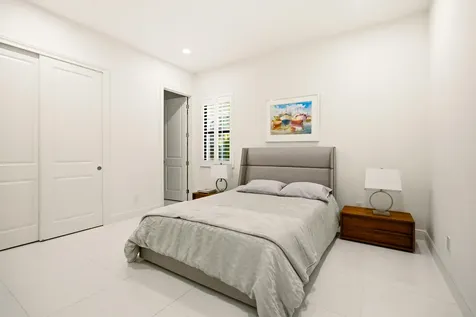 6990 NW 27th Avenue Boca Raton FL 33496
