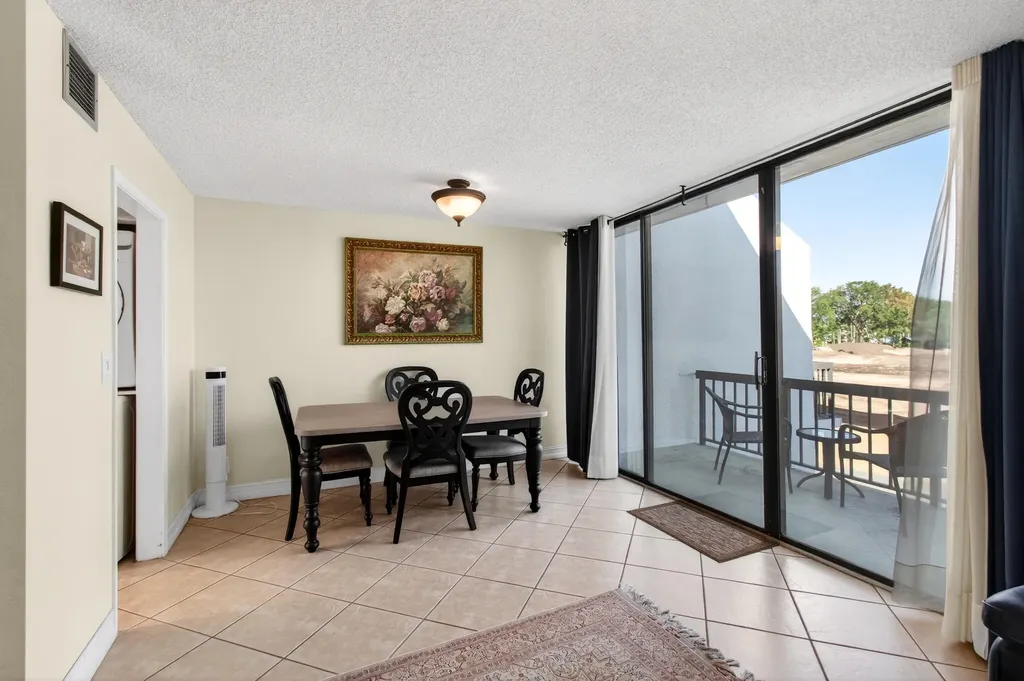 2303 Bridgewood Drive Boca Raton FL 33434