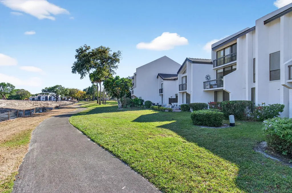 2303 Bridgewood Drive Boca Raton FL 33434