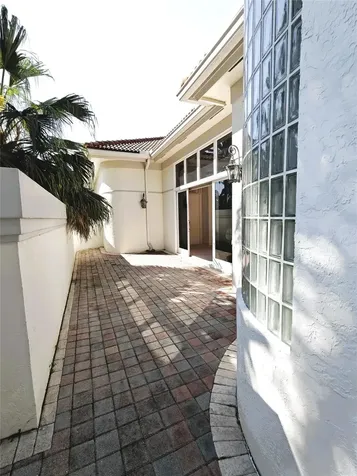 2939 Paddock Lane Weston FL 33331