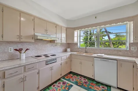 259 Corsair Avenue Lauderdale By The Sea FL 33308