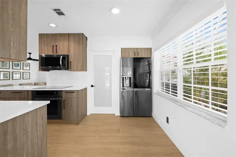 530 SW 11th Avenue Fort Lauderdale FL 33312