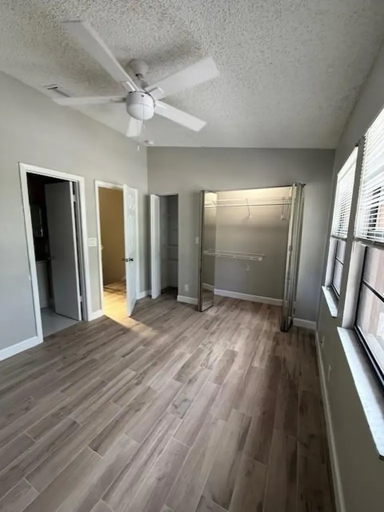 9118 NW 40th Street Coral Springs FL 33065