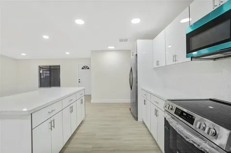 7708 SW 8th Court North Lauderdale FL 33068