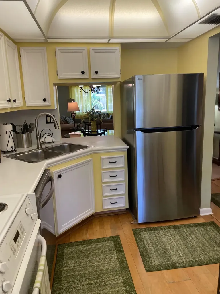 860 SE 6th Avenue Deerfield Beach FL 33441
