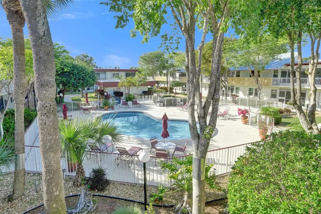 860 SE 6th Avenue Deerfield Beach FL 33441