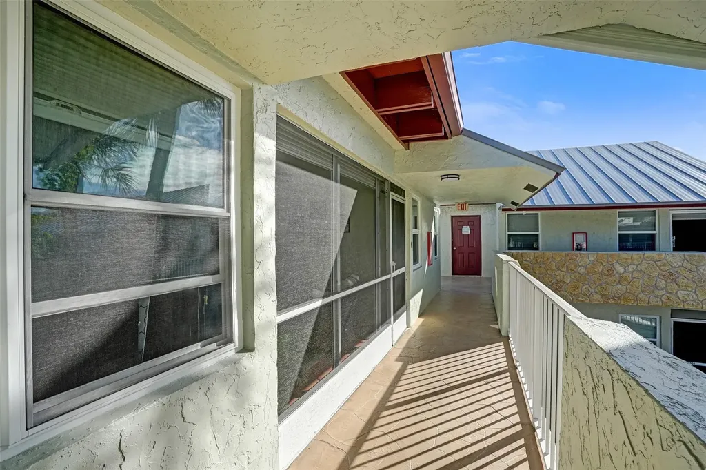 860 SE 6th Avenue Deerfield Beach FL 33441