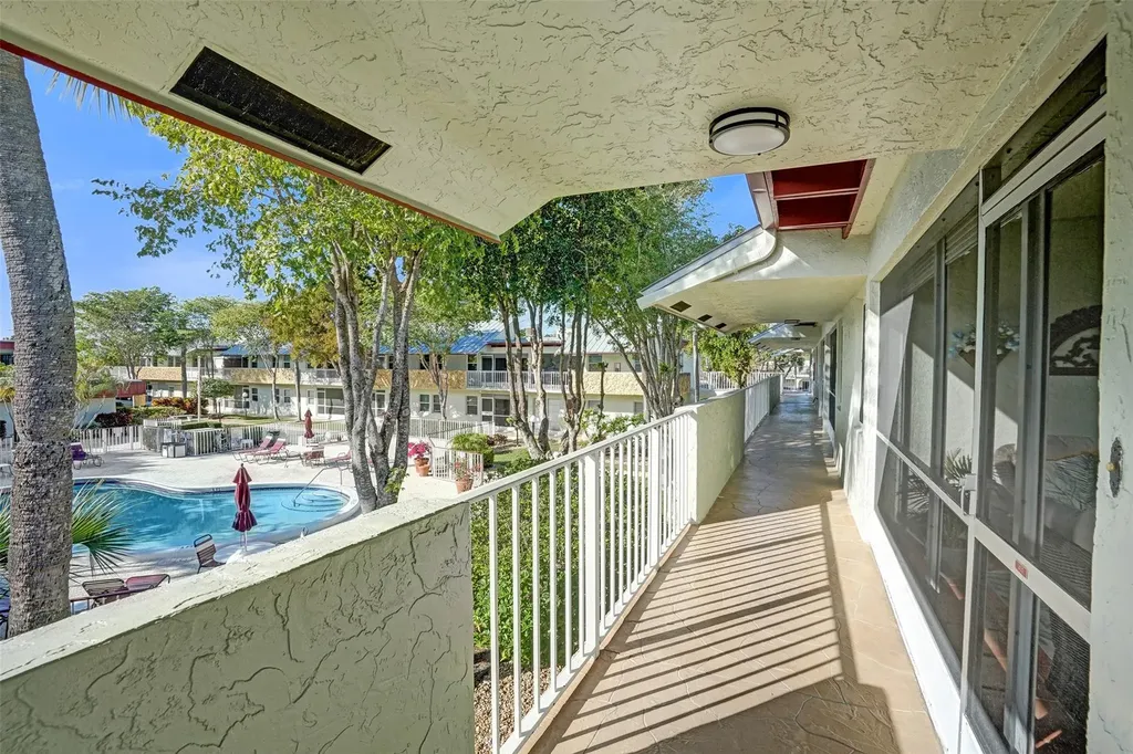 860 SE 6th Avenue Deerfield Beach FL 33441