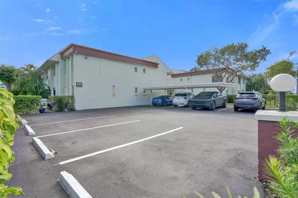 860 SE 6th Avenue Deerfield Beach FL 33441