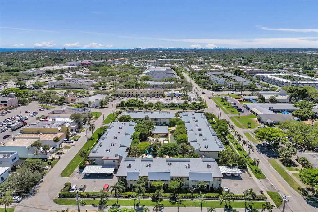 860 SE 6th Avenue Deerfield Beach FL 33441