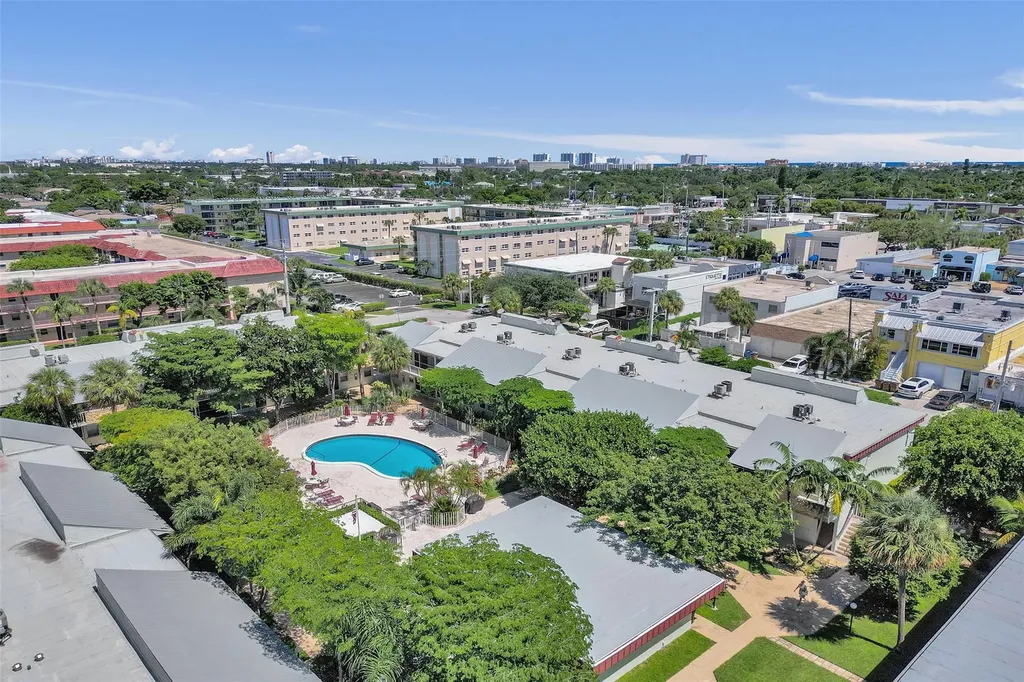 860 SE 6th Avenue Deerfield Beach FL 33441