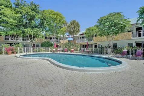 860 SE 6th Avenue Deerfield Beach FL 33441
