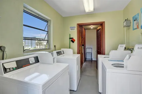860 SE 6th Avenue Deerfield Beach FL 33441