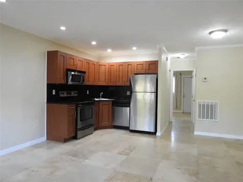 1872 NE 46th Street Fort Lauderdale FL 33308