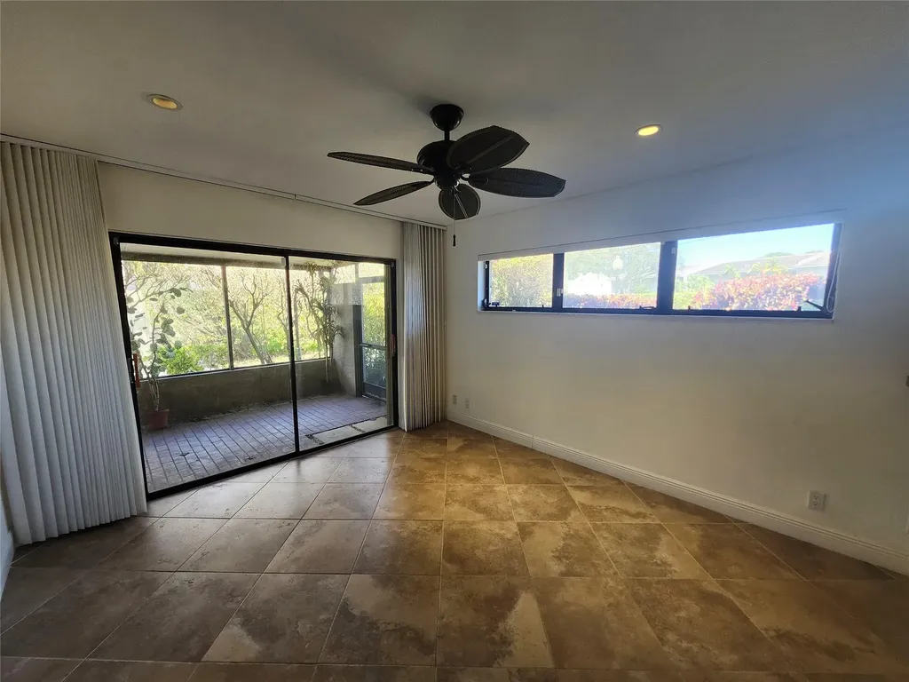 201 Dunwoody Lane Hollywood FL 33021