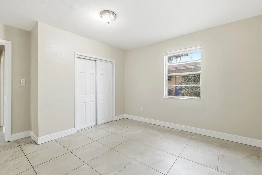 842 NW 25th Avenue Fort Lauderdale FL 33311