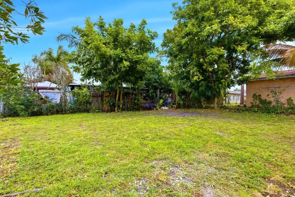 842 NW 25th Avenue Fort Lauderdale FL 33311