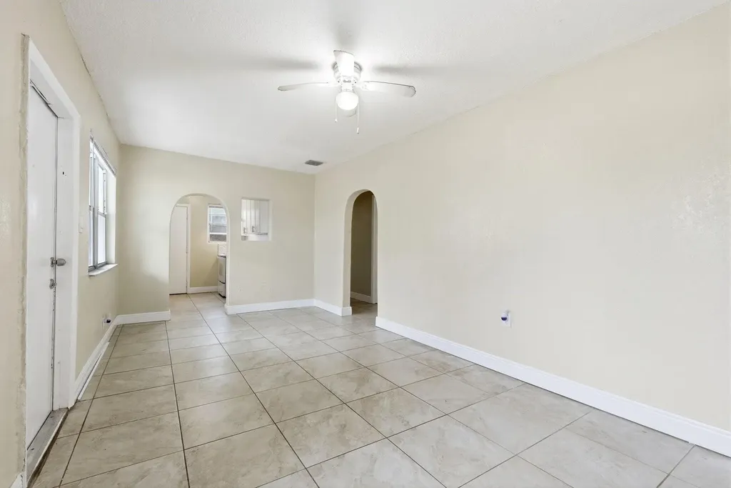 842 NW 25th Avenue Fort Lauderdale FL 33311