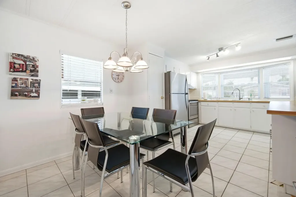 2421 SW 53rd Street Fort Lauderdale FL 33312