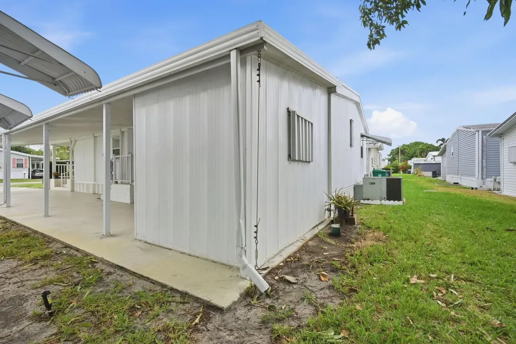 2421 SW 53rd Street Fort Lauderdale FL 33312